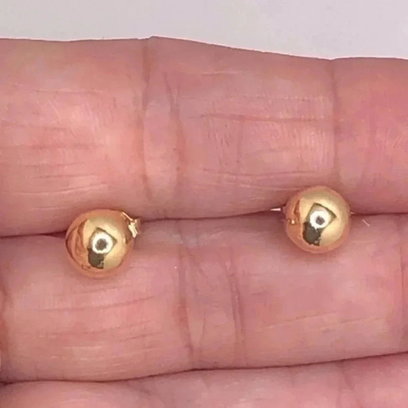 7mm 18k Gold Filled Ball Bead Stud Earrings NWT